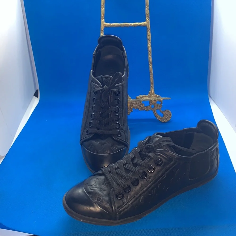 Louis Vuitton
Black Womens Leather Punchy‎ Monogram Sneakers - Picture 2 of 11